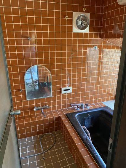 愛知県豊橋市でのサザナ Sタイプへの交換工事前の状態（豊橋店）