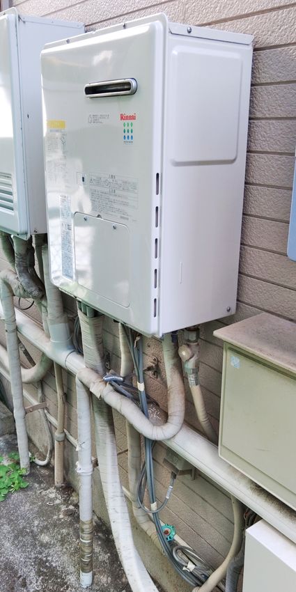 東京都杉並区でのRH-K200W2-6(A)への交換工事前の状態（杉並店）