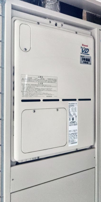 東京都三鷹市でのRVD-A2400AU2-3(B)への交換工事前の状態（杉並店）