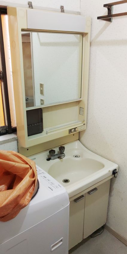 東京都杉並区でのVシリーズへの交換工事前の状態（杉並店）