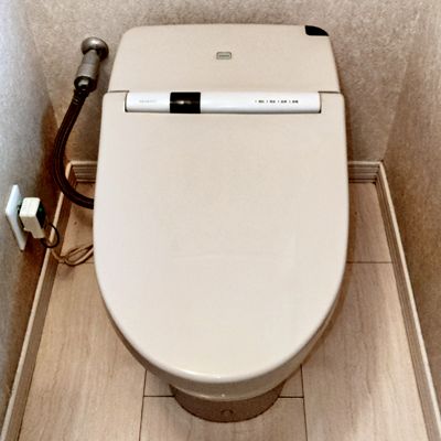 東京都練馬区でのXCH1602WSへの交換工事前の状態（練馬店）