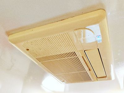 福岡県福岡市西区でのBDV-3307AUKNSC-J3-BLへの交換工事前の状態（早良店）