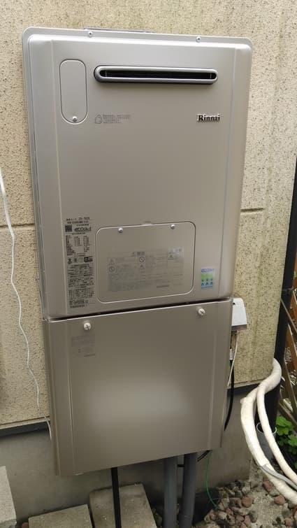 交換取替工事事例【Rinnai(リンナイ)〈給湯器〉】74/865ページ 交換取替工事事例【Rinnai(リンナイ)〈給湯器〉】74/865ページ